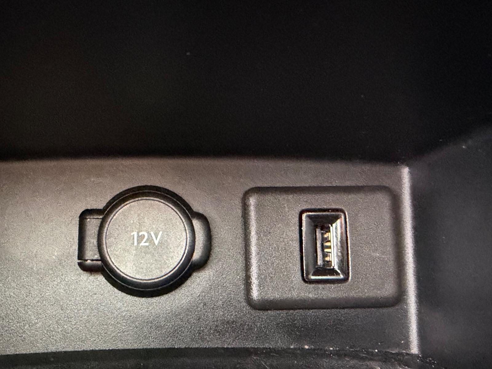 Opel Grandland Innovation/Navi/LED/Leder/Keyless/Pano