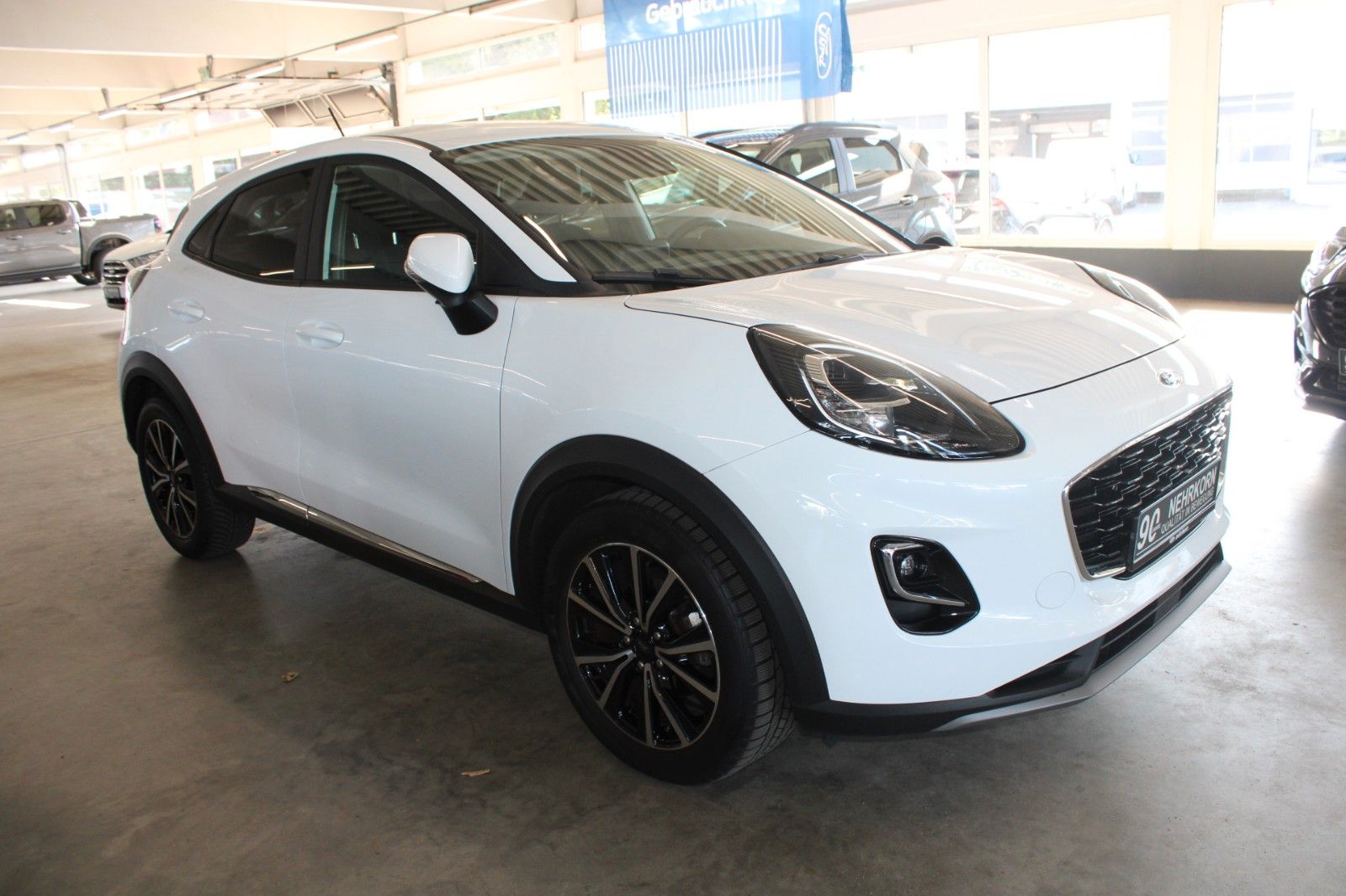 Fahrzeugabbildung Ford Puma MHEV Titanium LED NAVI AHK WinterPaket 1.Hd
