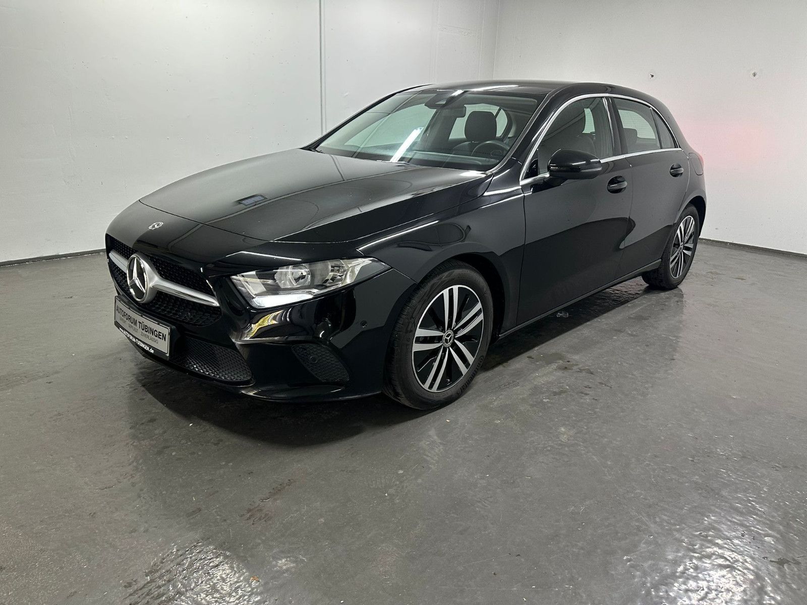 Fahrzeugabbildung Mercedes-Benz A 200 d *PROGRESSIVE*NAVI*