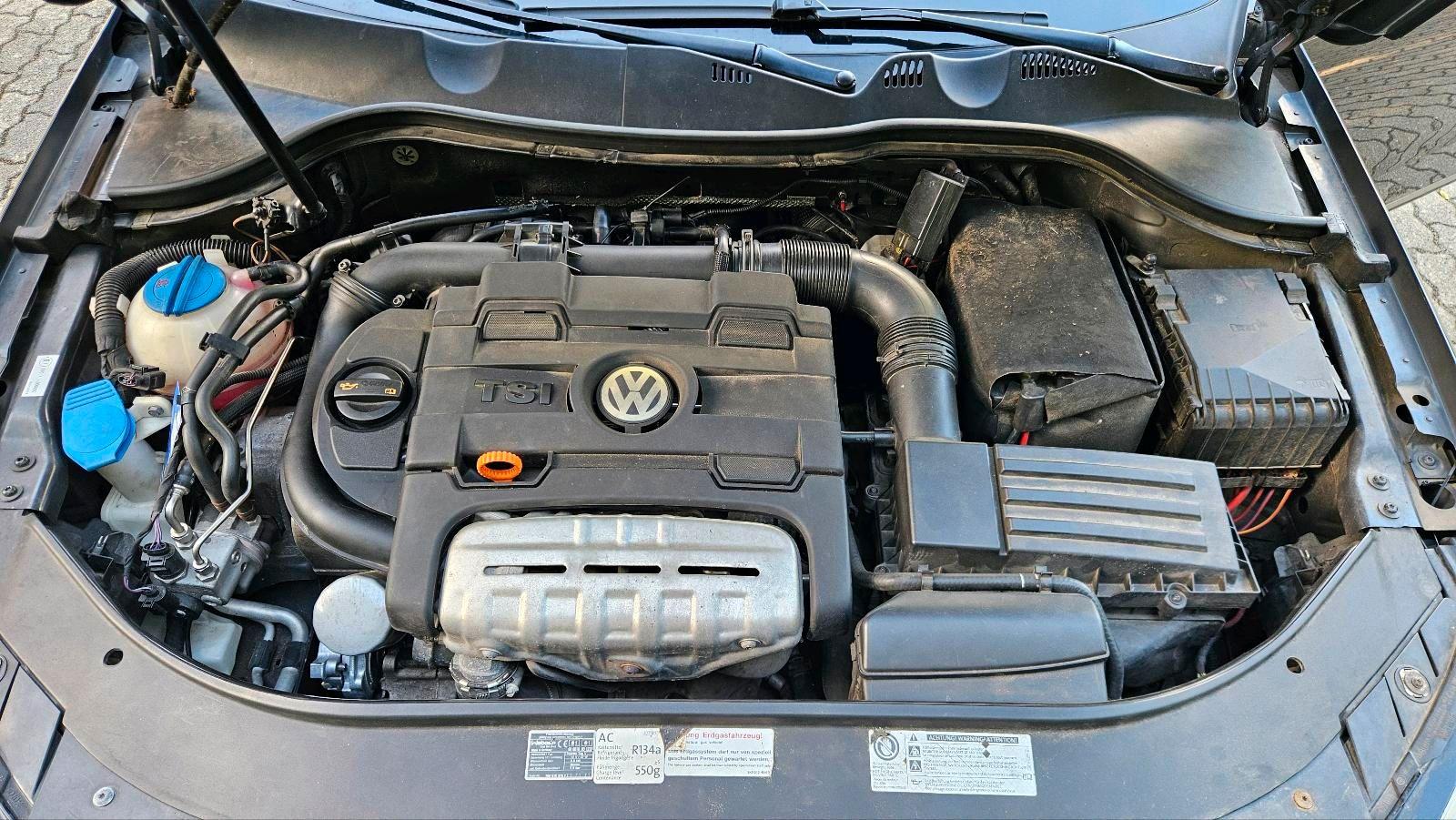 Volkswagen Passat 2012 — photo 7