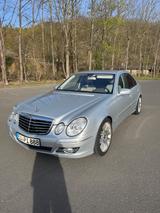 Mercedes-Benz  W211 E220 CDI