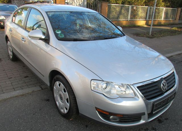 Volkswagen Passat Lim. 1,9 TDI Trendline