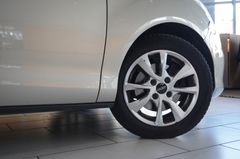 Fahrzeugabbildung Ford B-Max 1.6 TREND AUTO KLIMA/SHZ/USB/NEBEL/AHK