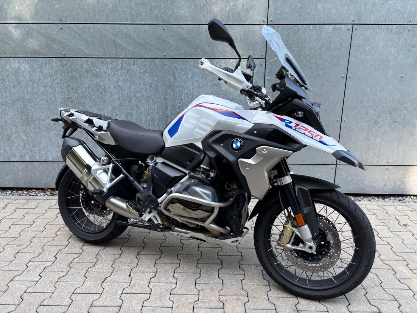 Fahrzeugabbildung BMW R 1250 GS Rallye Tieferlegung 4 Pakete