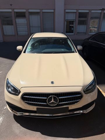 MERCEDES-BENZ Taxi E-Klasse zu verkaufen