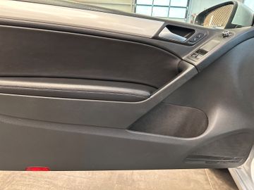 Volkswagen Golf VI Highline *Klima*SHZ*Navi*PDC*Sportpaket*