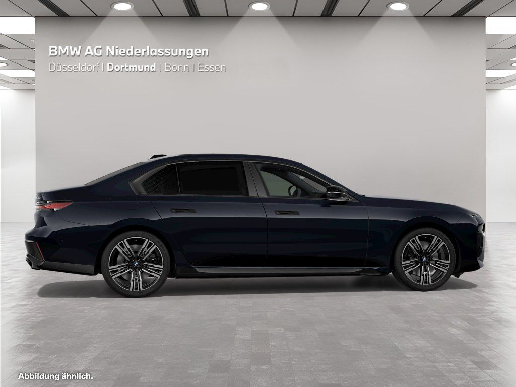 BMW M760 - Bild 11