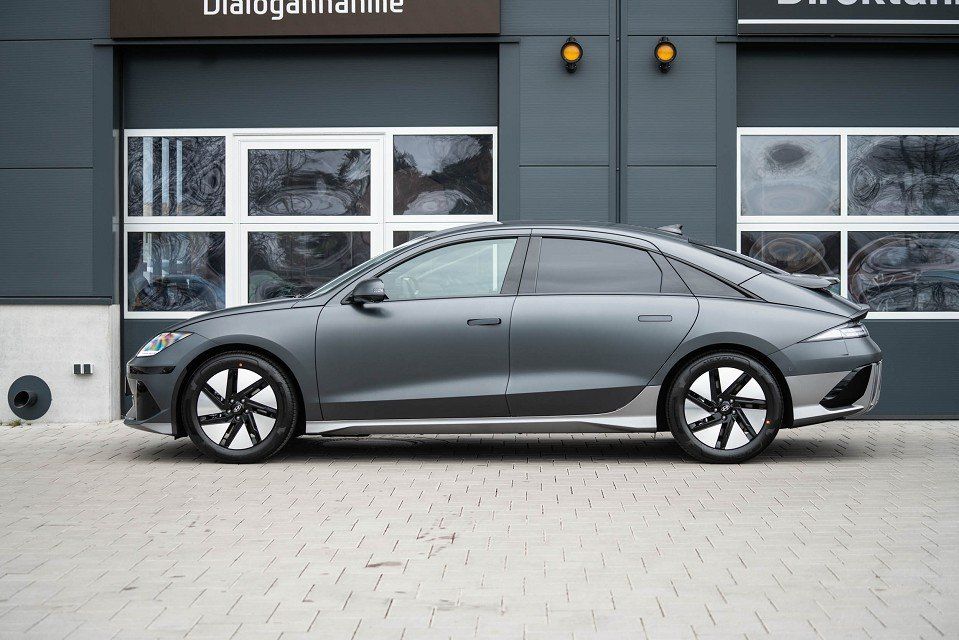 Fahrzeugabbildung Hyundai IONIQ 6 77,4kWh TECHNIQ BOSE Parkpaket Leder V2L
