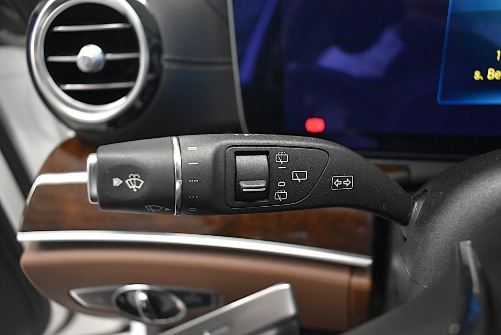 Mercedes-Benz E 300 e T 9G-TRONIC Exclusive – Bild 12