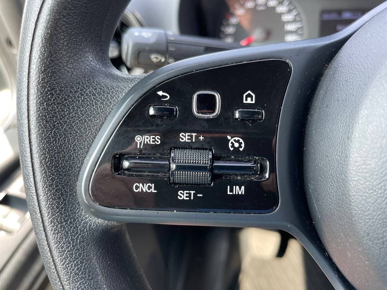 Fahrzeugabbildung Mercedes-Benz Sprinter 317 CDI L3H2 *Klima*Kamera*Tempomat*
