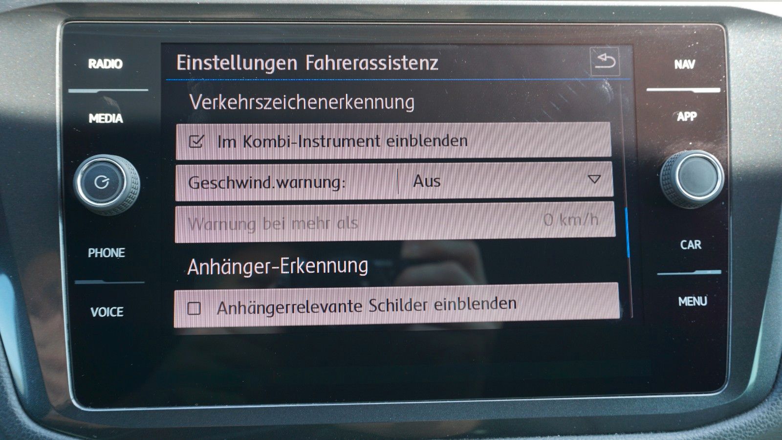 Fahrzeugabbildung Volkswagen Tiguan 4M R-Line Navi,LED,ACC,DCC,Kamera,Head Up