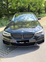 BMW 520i A -Wenig KM SEHR GEPFLEGT M PAKET  - BMW 520 von privat