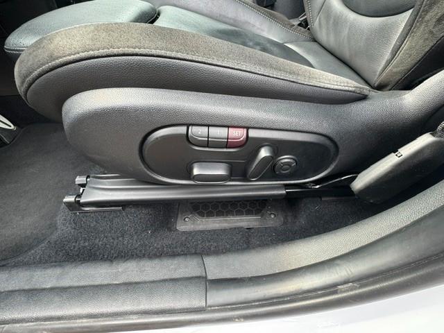 MINI Countryman S (Cooper) Cooper S  JCW Trim