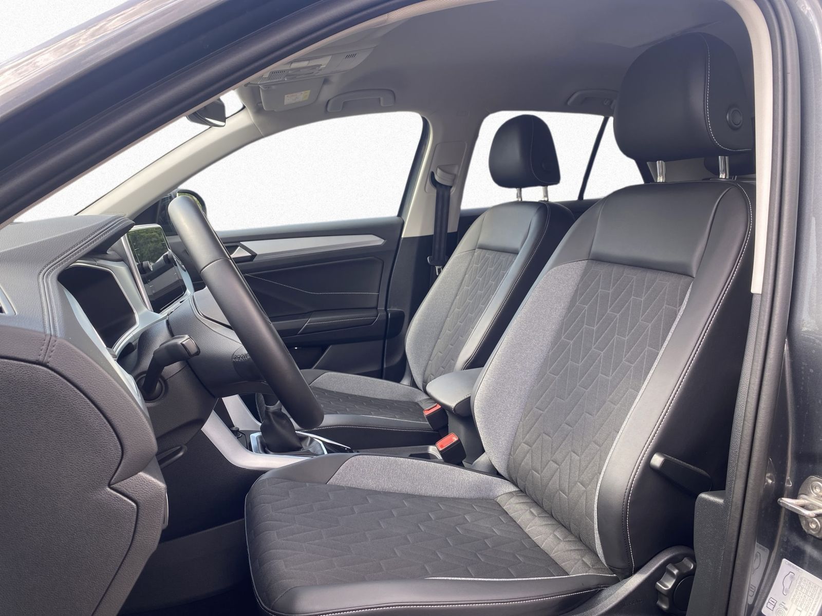 Volkswagen T-Roc - Bild 9
