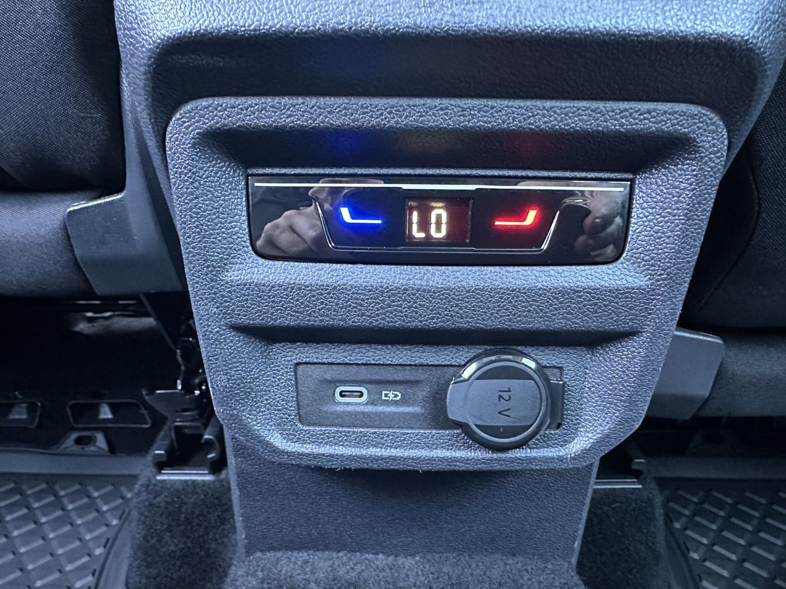 Fahrzeugabbildung Volkswagen Tiguan Allspace Life NAV+LED+PANO+HEAD-UP+18ZOLL