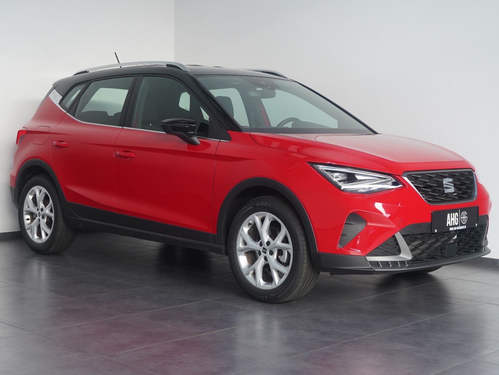 Fahrzeugabbildung SEAT Arona 1.0 TSI FR PRO/PDC/LED/NAVI