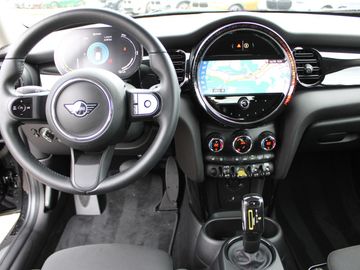 MINI Cooper SE - 8