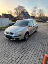Volkswagen Golf 5  1.6er - Volkswagen Golf: 6er