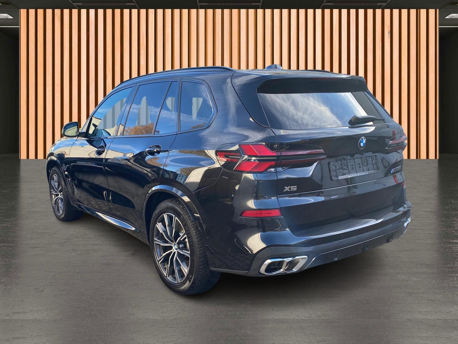 BMW X5 M60 i xDrive*NP 144.000€*SkyLounge
