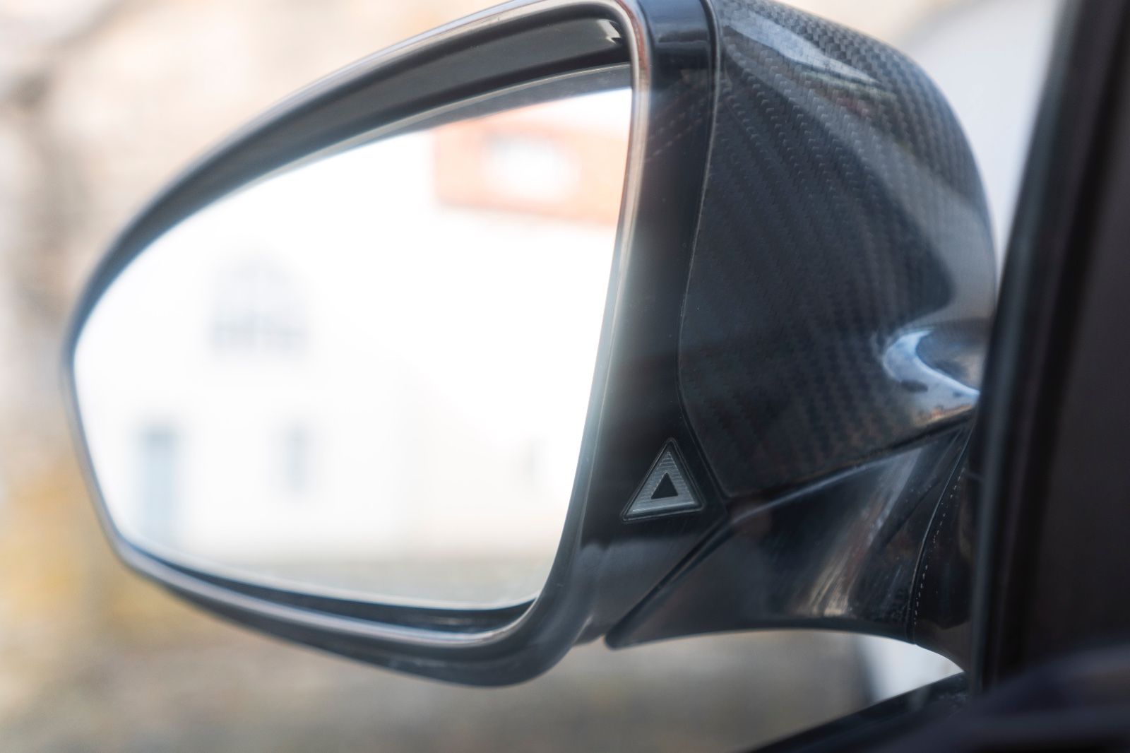 Fahrzeugabbildung BMW M6 Competition 1/100  B&O 360° Carbon LED