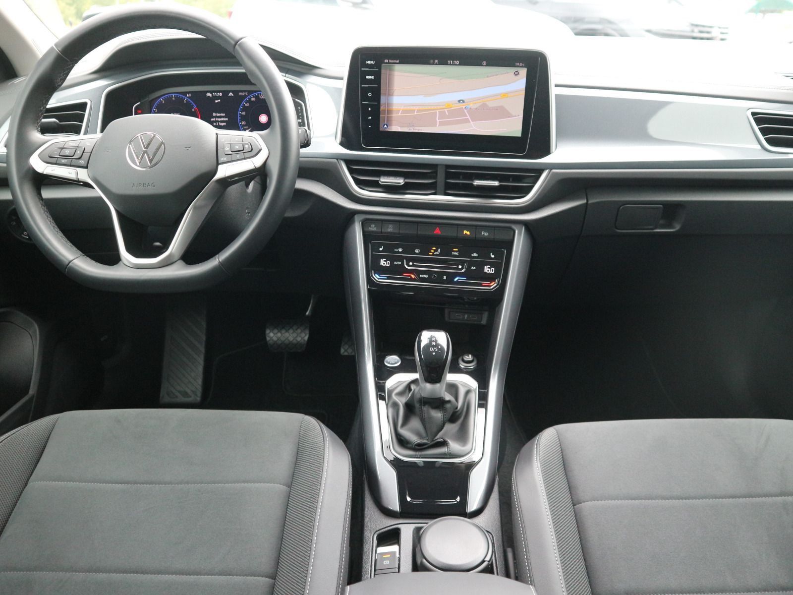 Volkswagen T-Roc - Bild 12