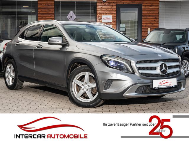 Mercedes-Benz GLA 200 CDI 4-Matic |Bi-Xenon|Panorama|AHK|