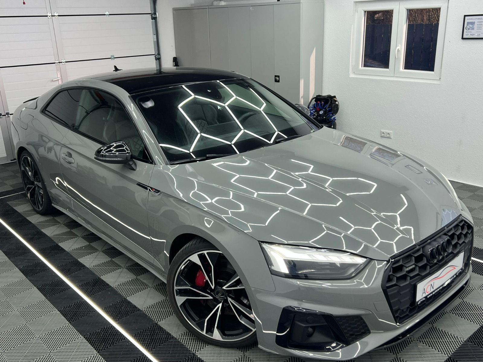 Fahrzeugabbildung Audi A5 Coupe 50 TDI Quattro Edition One S-LINE PLUS