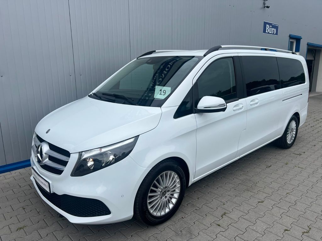 Image of Mercedes-Benz V 220