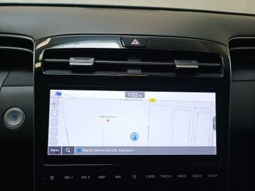Hyundai TUCSON - 11