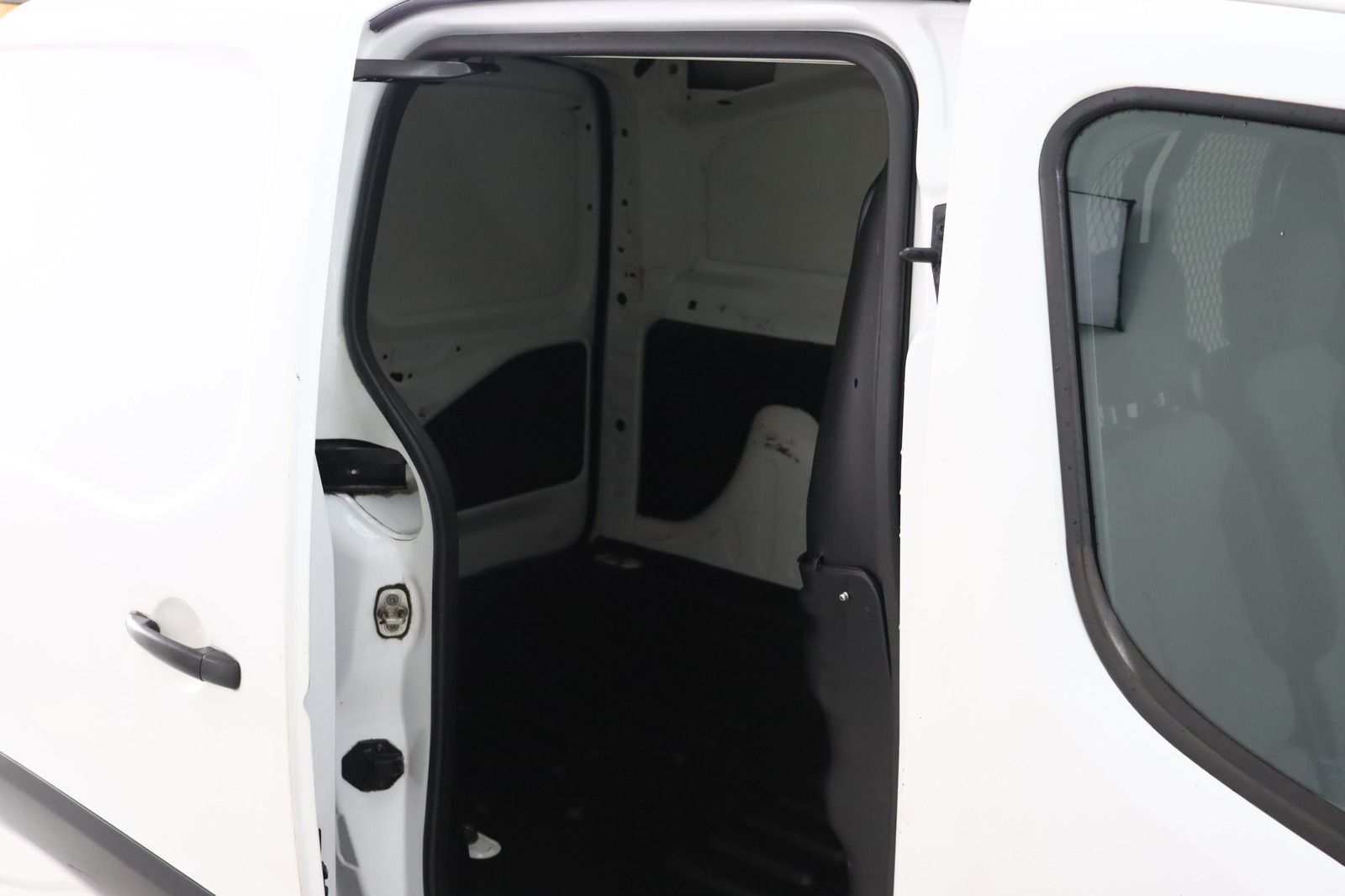 Fahrzeugabbildung Citroën Berlingo Kasten Business HDI 75