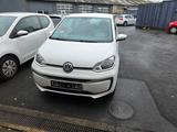 Volkswagen up! 1.0 44kW - - VW up! von privat