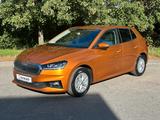 Skoda 1.0TSi DSG Style+ Climatronic PDC V/H LED LM15" - Skoda Fabia: Orange