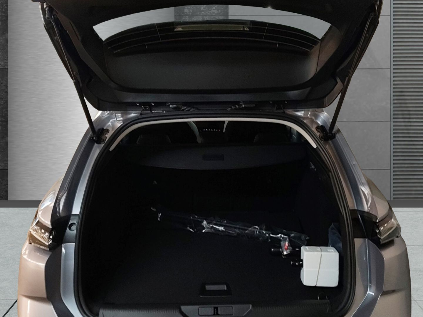 Peugeot 308 - Bild 5