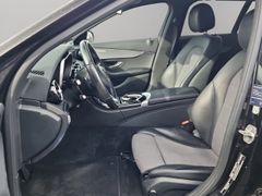 MERCEDES-BENZ C 220 4Matic Navi LED Blendfreies Fernl. Kurvenl
