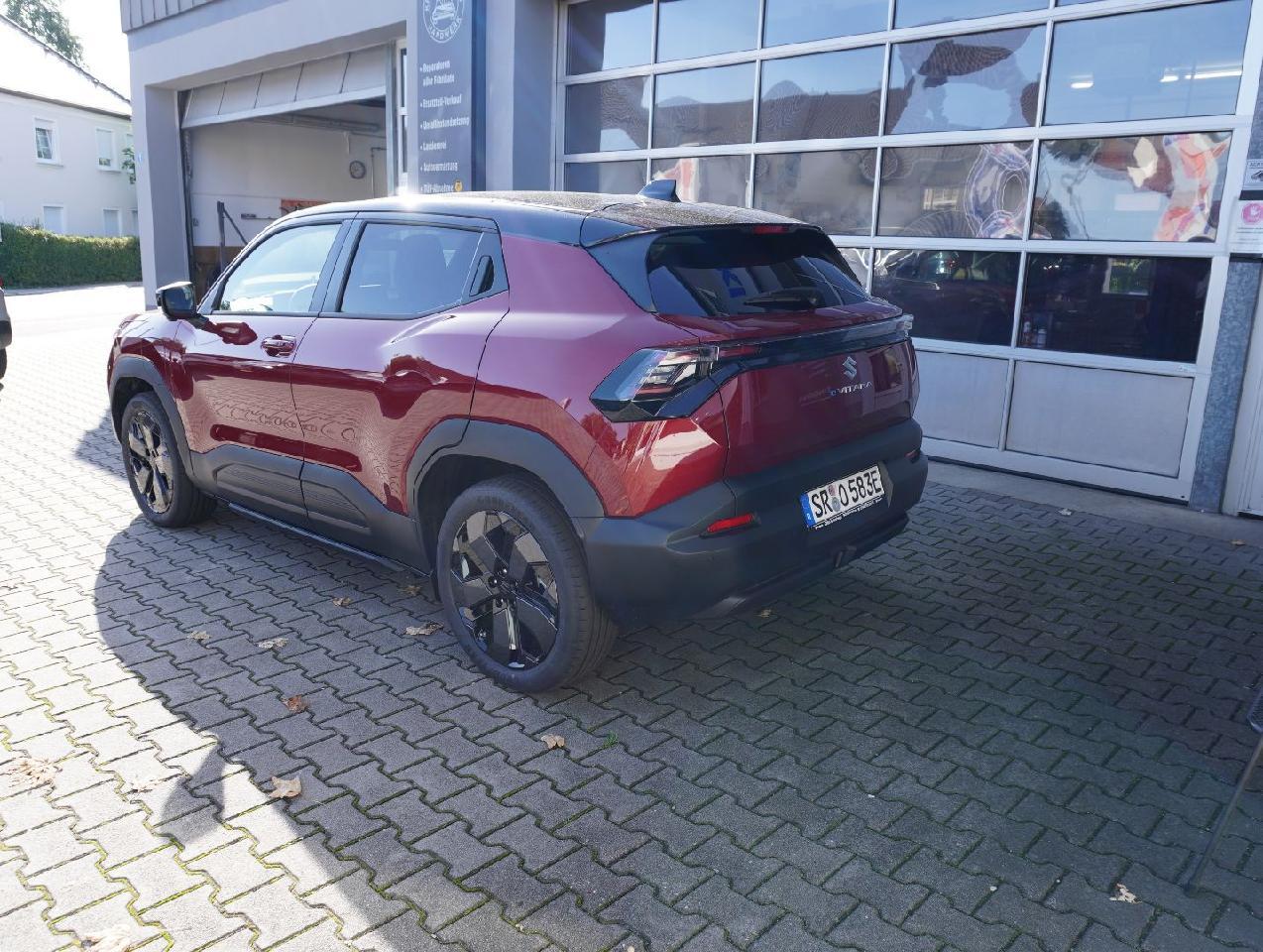 Suzuki e Vitara 128 kW eAxle Comfort+