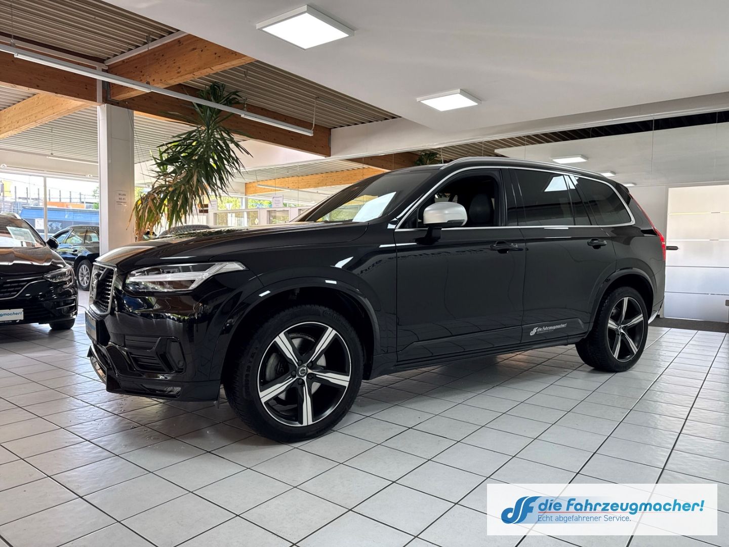 Fahrzeugabbildung Volvo XC90 R Design AWD T6 E6 HUD StandHZG Navi Leder