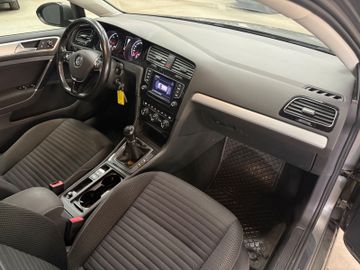Volkswagen Golf - 7