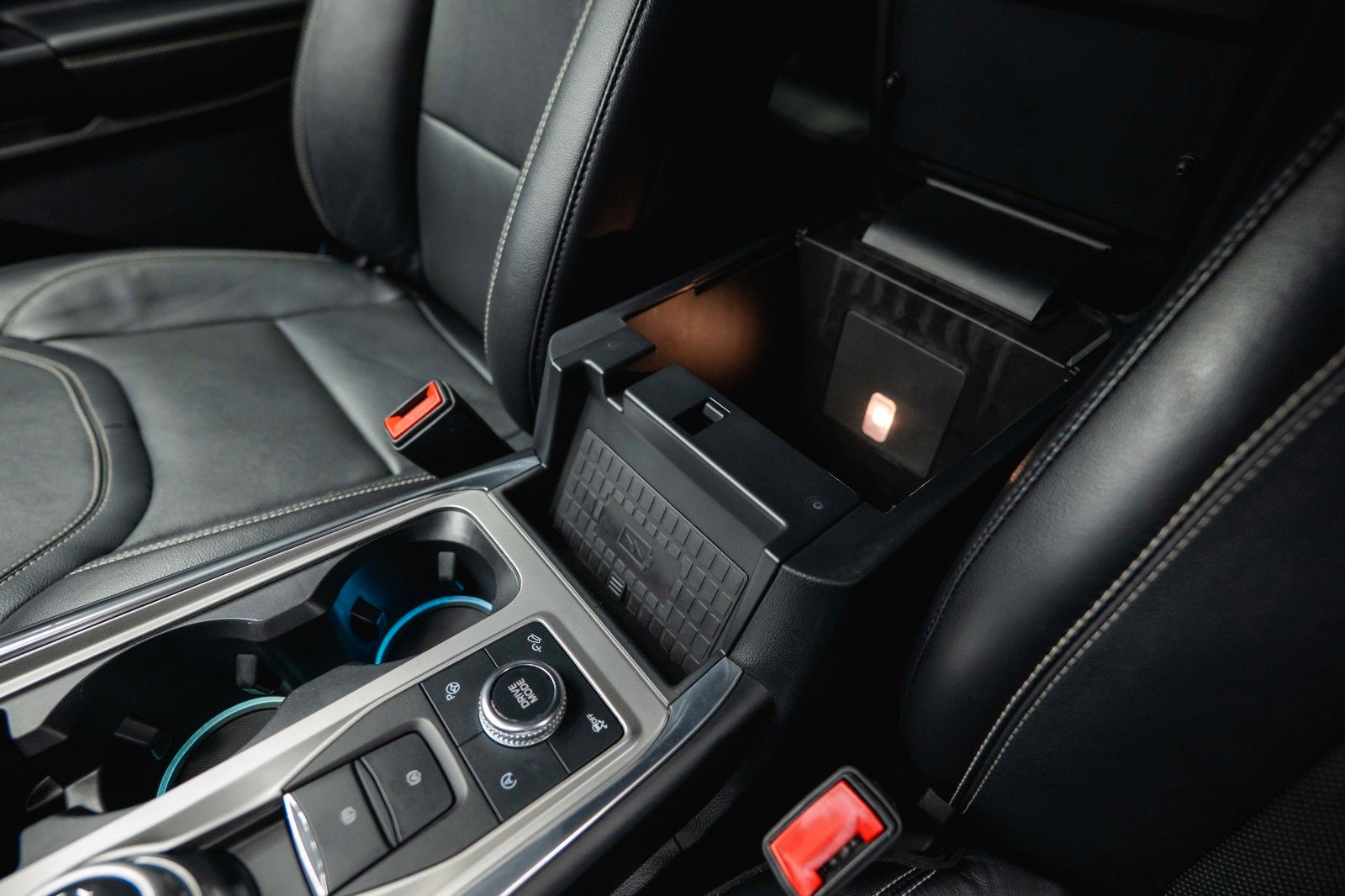 Fahrzeugabbildung Ford Explorer ST-Line 3.0 V6 EcoBoost 4x4 *360*LED*