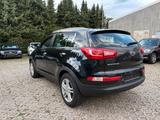 Kia Sportage Vision 4WD SCHECKHEFT TOP ZUSTAND - Kia Sportage aus 2011 mit Diesel-Antrieb