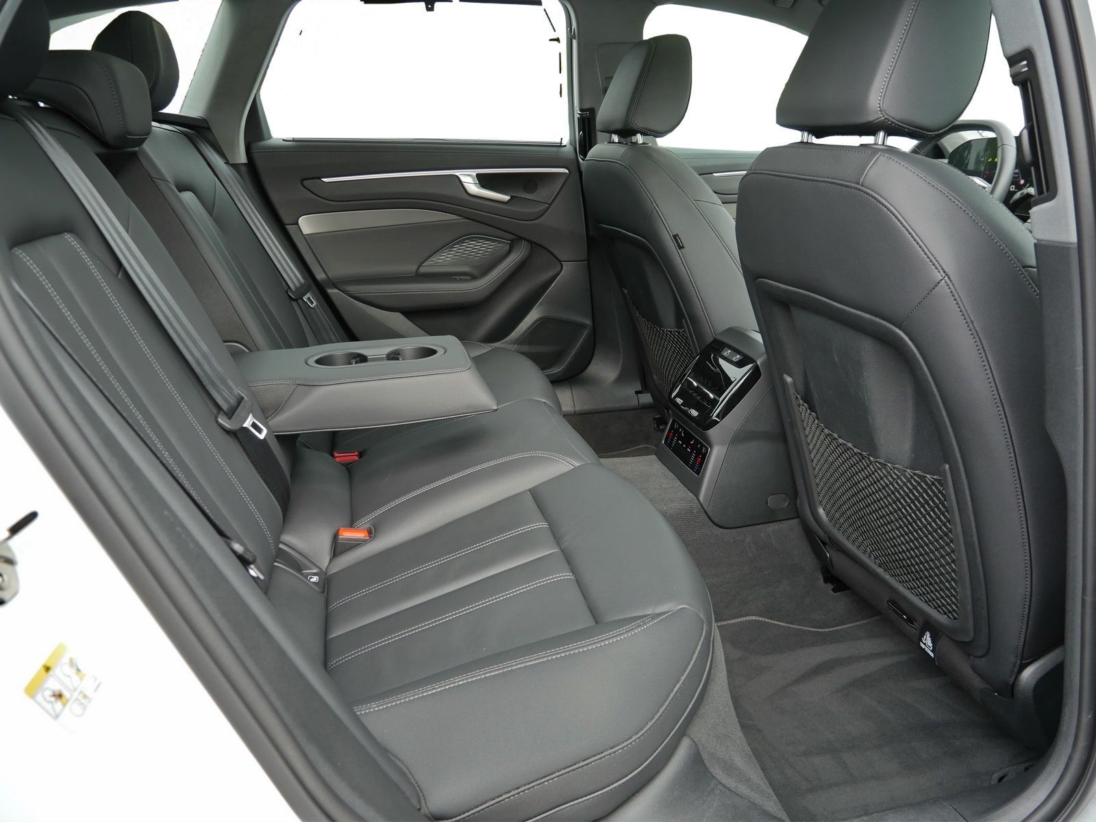 Audi A6 - Bild 16