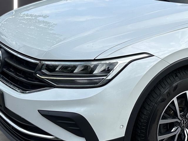 Tiguan Life 2.0 TDI DSG AHK Navi EasyOpen App