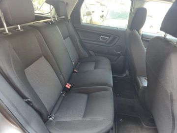Land-Rover Discovery Sport - 11