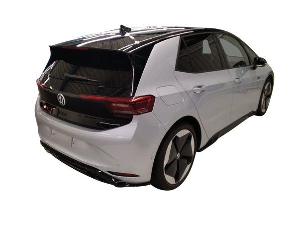 ID.3 GTX IQ.LIGHT+AR HUD+PANO+ACC+KAMERA+NAV+SHZ