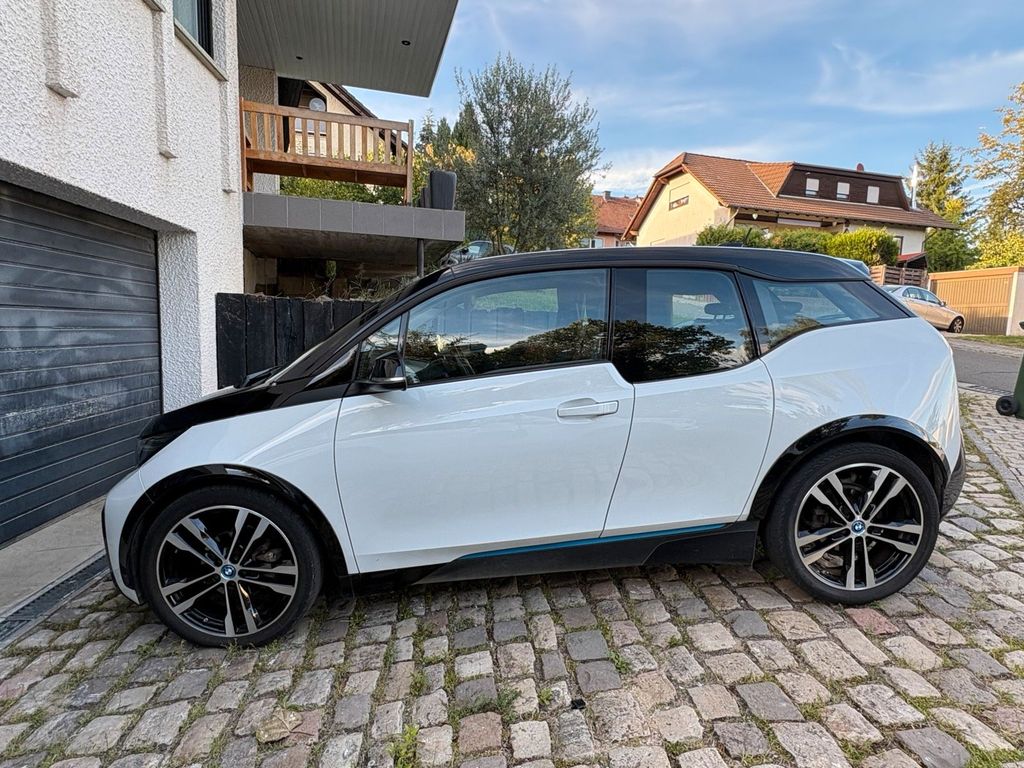Image of BMW 120