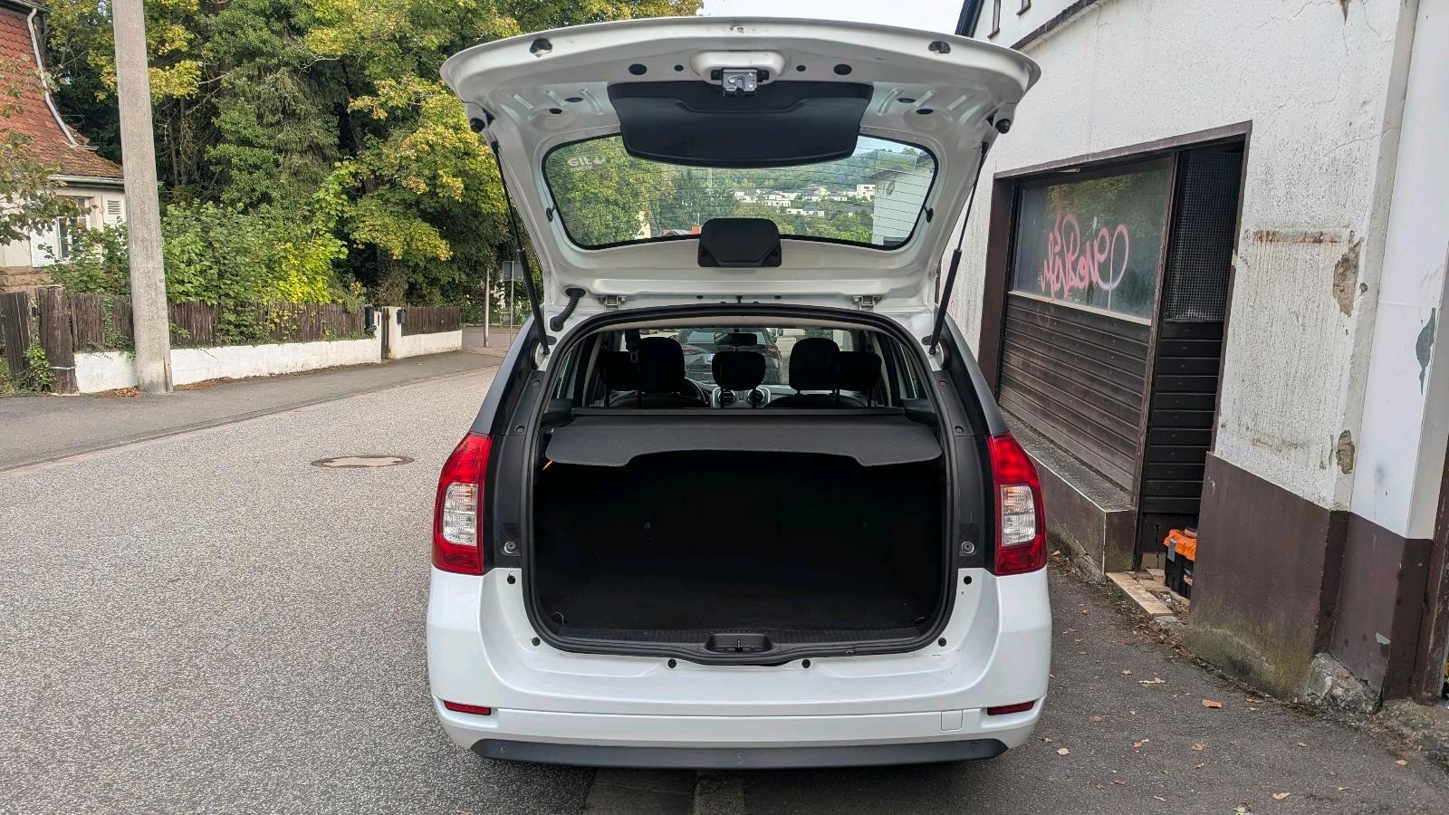 Dacia Logan 2015 — photo 13