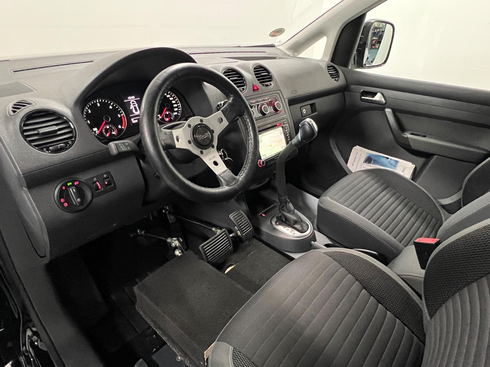 Volkswagen Caddy DSG Rollstuhllift Selbstfahrer 3329km