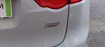 Jaguar F-Pace - 7