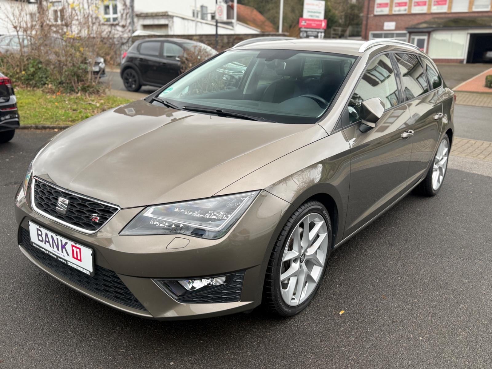 Seat Leon ST FR/T-Leder/Dsg/Shz/Pdc/Mfl/Ac/