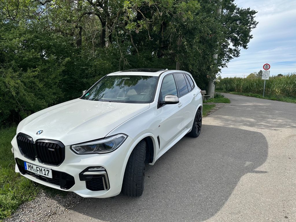 Image of BMW X5 M50