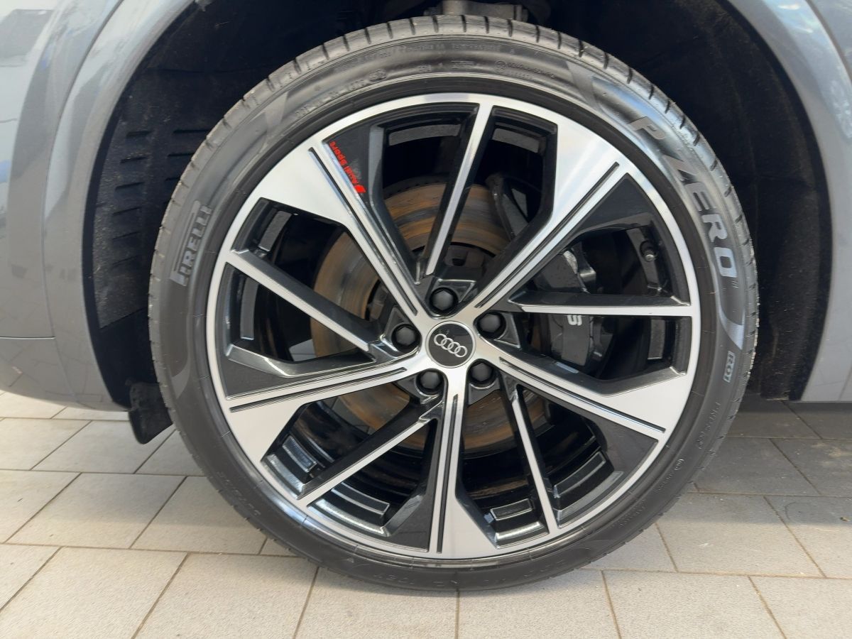 Audi SQ5 - Bild 19